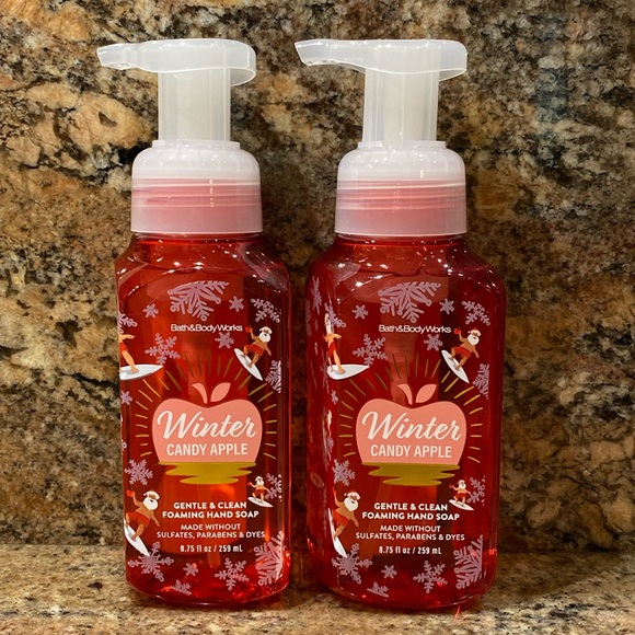 (2) 🍎”WINTER CANDY APPLE” BBW, 8.75 fl oz, Gentle & Clean Foaming Hand Soap, NWT - Picture 1 of 6